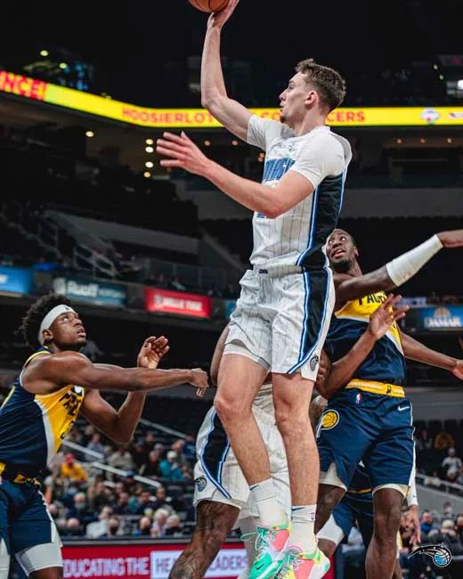 他不断强调 他不断强调